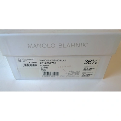 Pre-owned Manolo Blahnik Hangisi Pink Cloth Ballet Flats