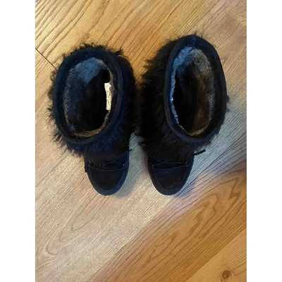 Pre-owned Moon Boot Black Fur Ankle Boots