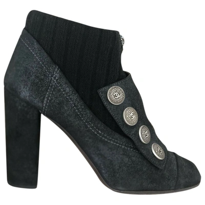 Pre-owned Chanel Grey Suede Ankle Boots