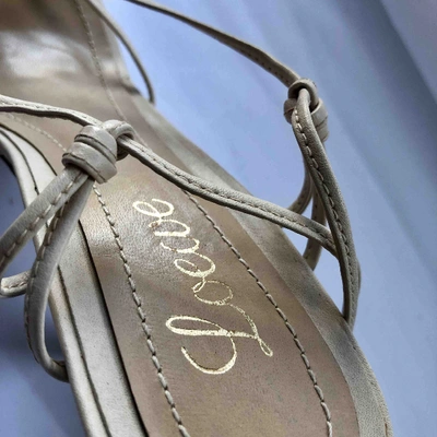 Pre-owned Loewe Leather Heels In Beige