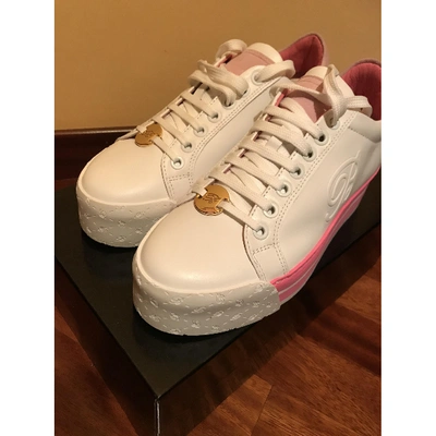 Pre-owned Blumarine Leather Trainers In White