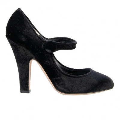 Pre-owned Dolce & Gabbana Velvet Heels In Black