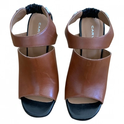 Pre-owned Carven Leather Sandals In Brown