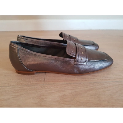 Pre-owned Reiss Leather Flats In Metallic