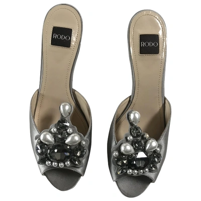 Pre-owned Rodo Cloth Sandals In Grey