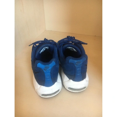 Pre-owned Nike Navy Polyester Trainers