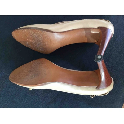 Pre-owned Charles Jourdan Leather Heels In Beige