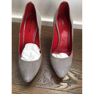 Pre-owned Cesare Paciotti Heels In Grey