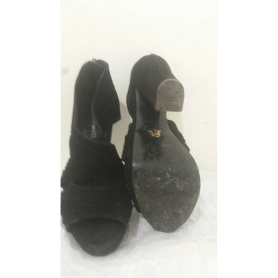 Pre-owned Kurt Geiger Heels In Black