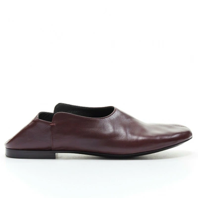Pre-owned The Row Leather Flats In Burgundy