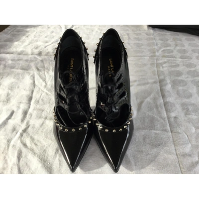 Pre-owned Saint Laurent Patent Leather Shoes In Black