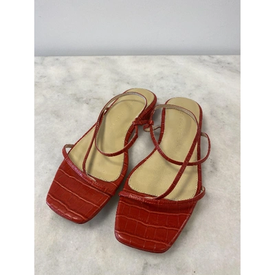 Pre-owned Studio Amelia Red Leather Sandals