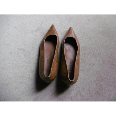 Pre-owned Celine Leather Ballet Flats In Camel