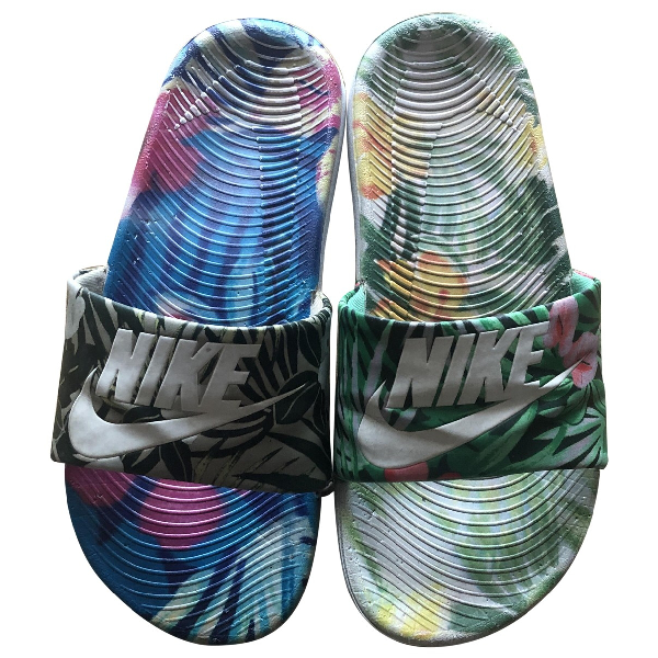 nike rubber sandals