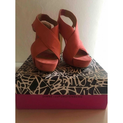 Pre-owned Diane Von Furstenberg Pink Suede Sandals