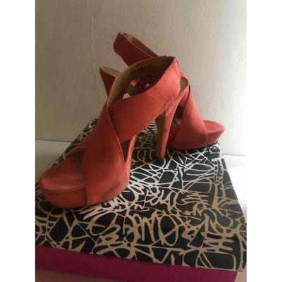 Pre-owned Diane Von Furstenberg Pink Suede Sandals