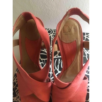 Pre-owned Diane Von Furstenberg Pink Suede Sandals