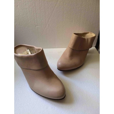 Pre-owned Janet & Janet Leather Mules & Clogs In Beige