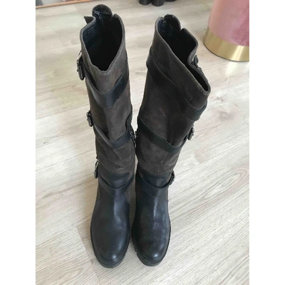 Pre-owned Karl Boots In Brown