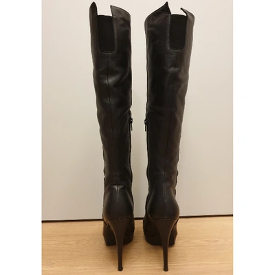 Pre-owned Stuart Weitzman Leather Boots In Black