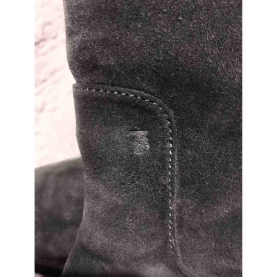 Pre-owned Tod's Grey Suede Boots