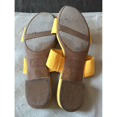 Pre-owned Sam Edelman Yellow Cloth Sandals