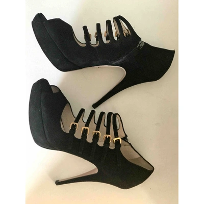 Pre-owned Prada Heels In Black