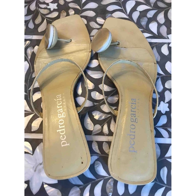 PEDRO GARCIA Pre-owned Leather Flats In Yellow