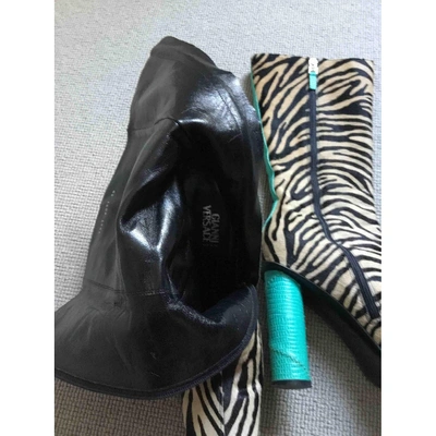 Pre-owned Versace Fur Ankle Boots