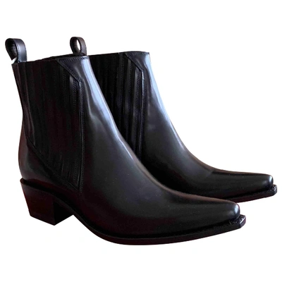 Pre-owned Valentino Garavani Black Leather Boots