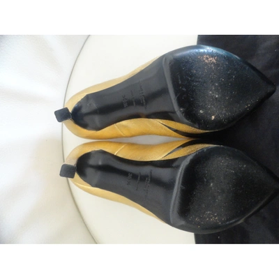 Pre-owned Saint Laurent Janis Leather Heels In Gold