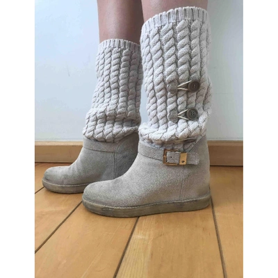 Pre-owned Twinset Boots In Beige