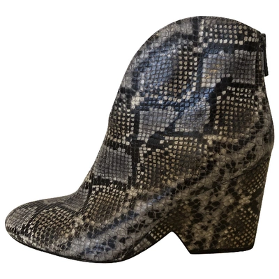 Pre-owned Diane Von Furstenberg Leather Ankle Boots In Grey