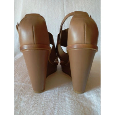 Pre-owned Max Mara Atelier Camel Leather Sandals
