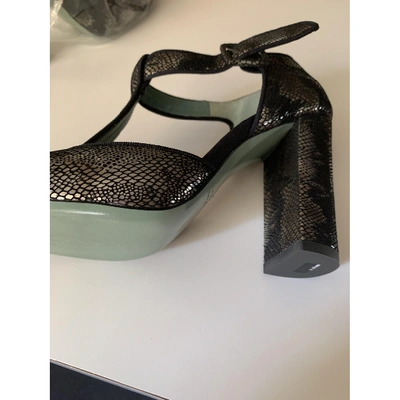 Pre-owned Paola D'arcano Leather Heels
