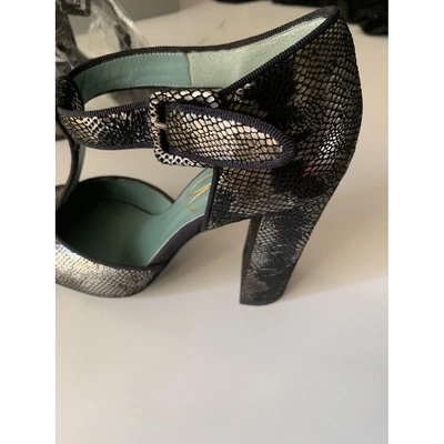 Pre-owned Paola D'arcano Leather Heels