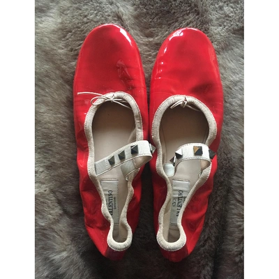 Pre-owned Valentino Garavani Rockstud Red Patent Leather Ballet Flats