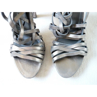 Pre-owned Comptoir Des Cotonniers Leather Heels In Gold