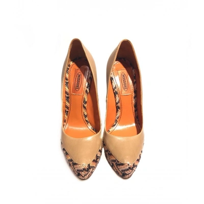 Pre-owned Missoni Beige Leather Heels