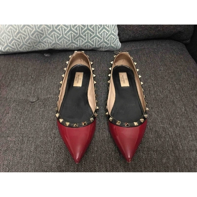 Pre-owned Valentino Garavani Rockstud Red Patent Leather Ballet Flats