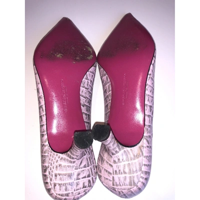 Pre-owned Emanuel Ungaro Leather Heels In Pink