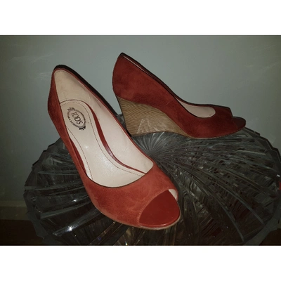 Pre-owned Tod's Heels In Red