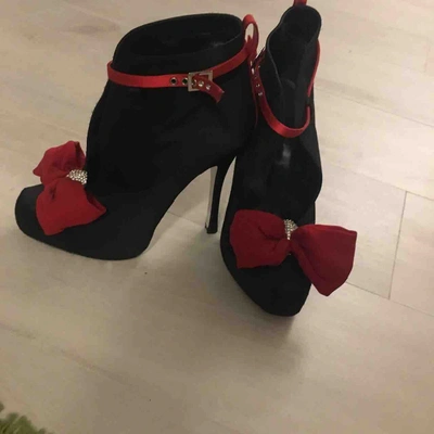 Pre-owned Dsquared2 Black Cloth Heels
