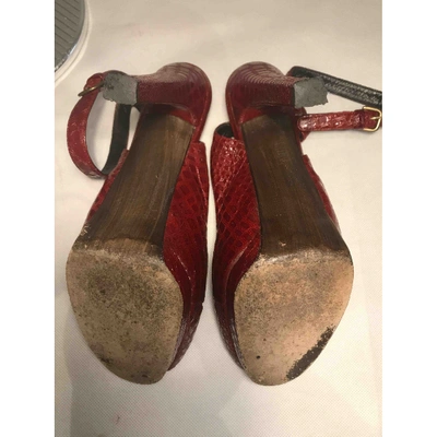 Pre-owned Stuart Weitzman Leather Sandals In Red