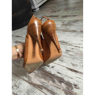 Pre-owned Karen Millen Leather Heels In Brown