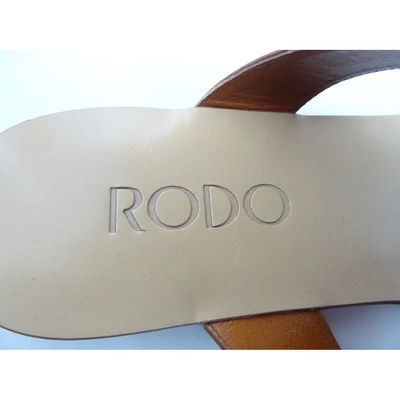 Pre-owned Rodo Brown Leather Sandals