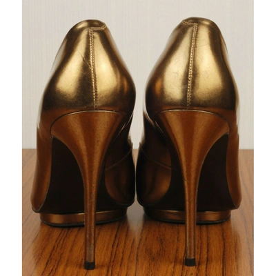 Pre-owned French Connection Leather Heels In Gold