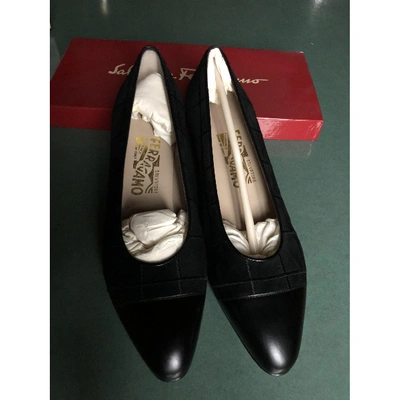 Pre-owned Ferragamo Leather Heels In Black