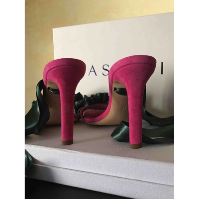 Pre-owned Casadei Heels In Pink