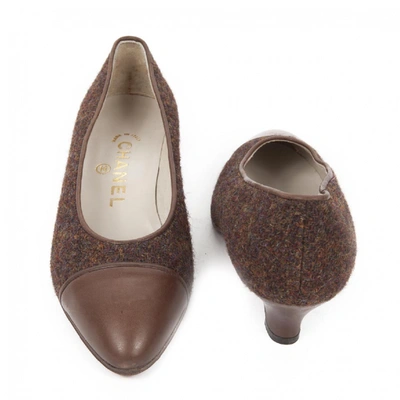 Pre-owned Chanel Leather Ballet Flats In Brown